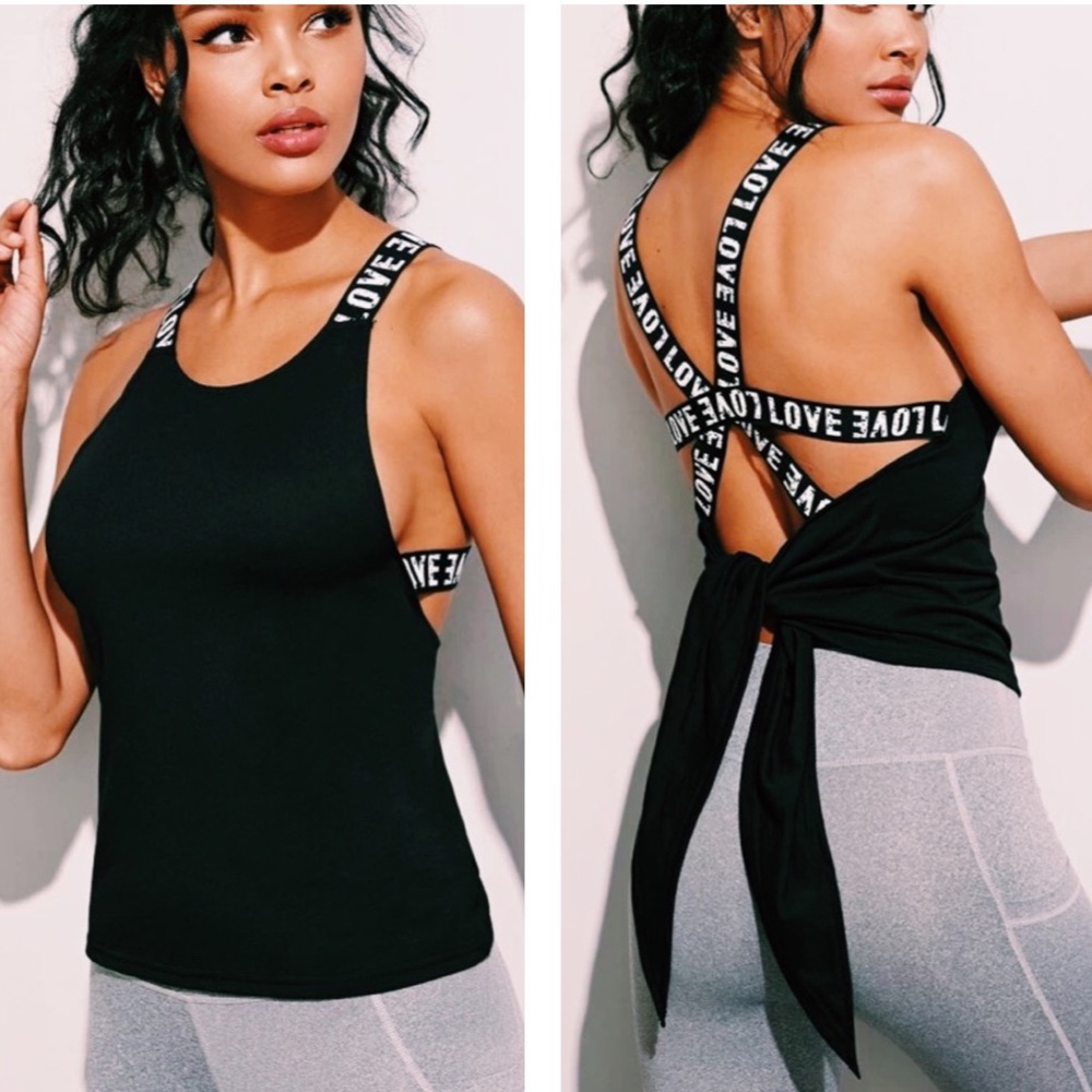 50%off!!! NWT! Urban “LOVE” Tie-up Blk Work-out Top!